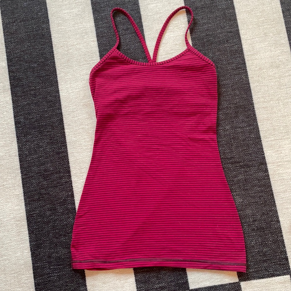 Lululemon tank
